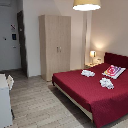 Guest House Web Room Pisa Buitenkant foto